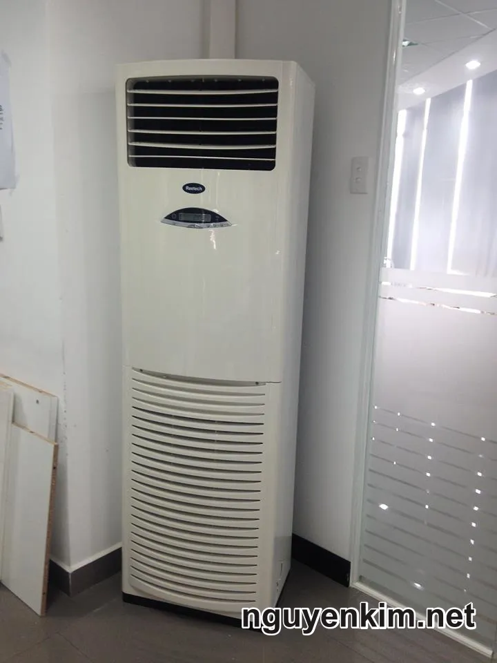Máy Lạnh Tủ Đứng Cũ Reetech