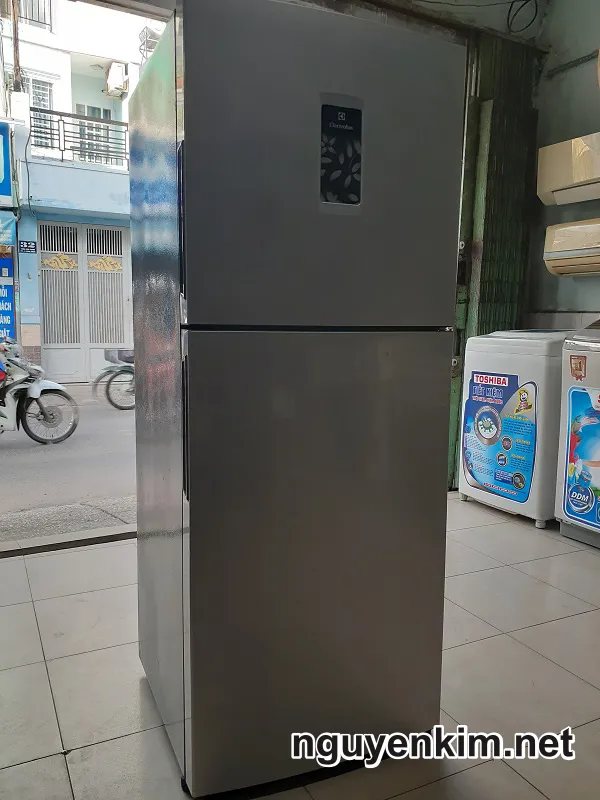 Tủ lạnh cũ Electrolux